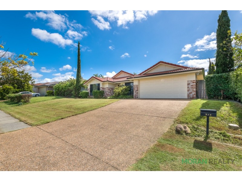 212 Crestwood Drive, Molendinar QLD 4214
