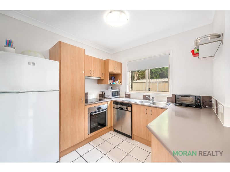 2/21 Hellman Street, Molendinar QLD 4214