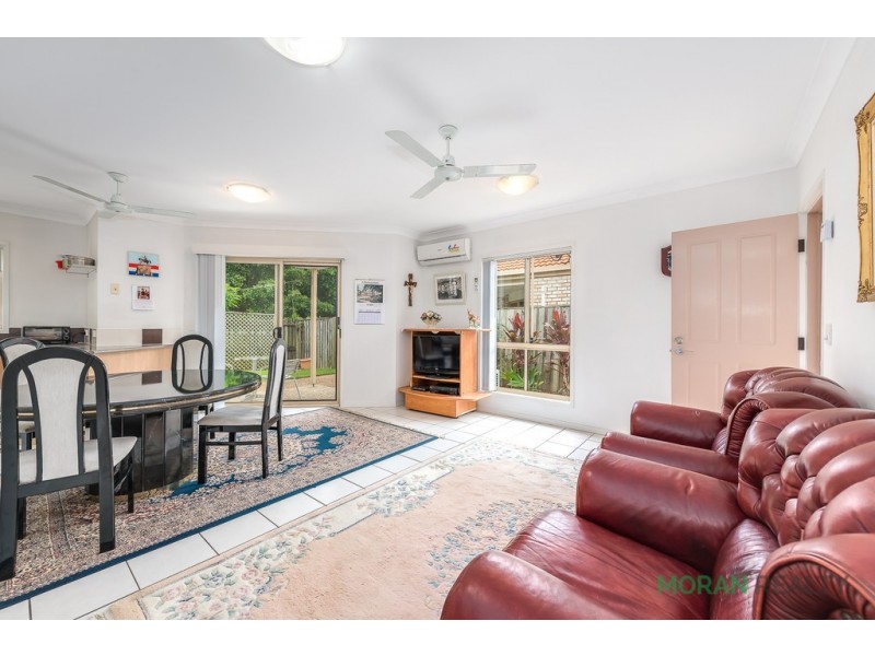 2/21 Hellman Street, Molendinar QLD 4214