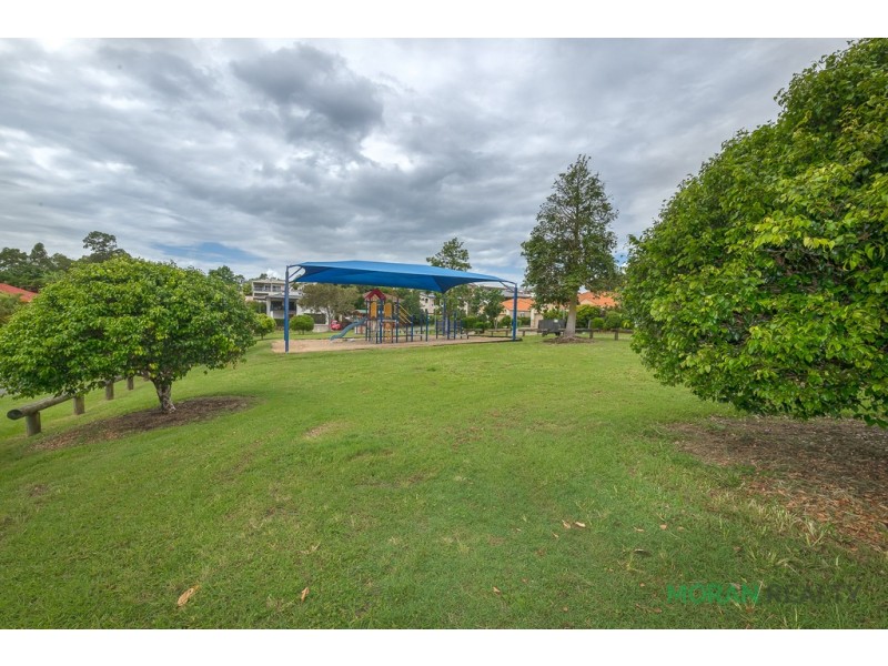 2/21 Hellman Street, Molendinar QLD 4214