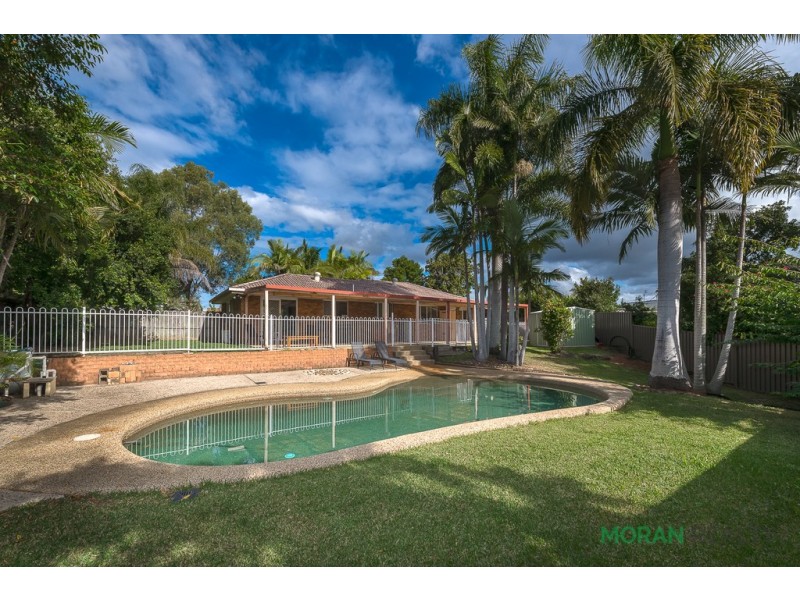111 Macquarie Avenue, Molendinar QLD 4214