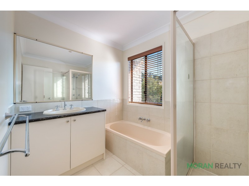 23 Marriott Way, Highland Park QLD 4211