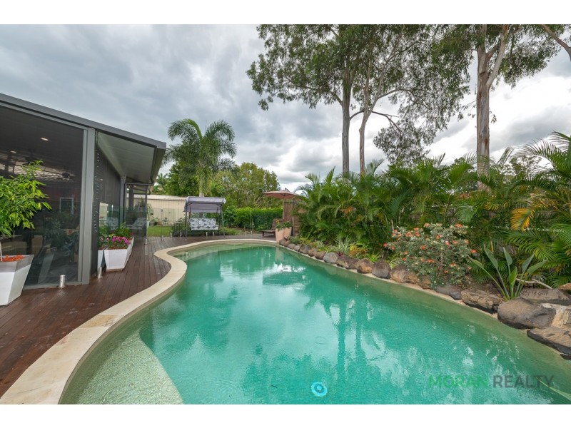 8 Manse Court, Molendinar QLD 4214