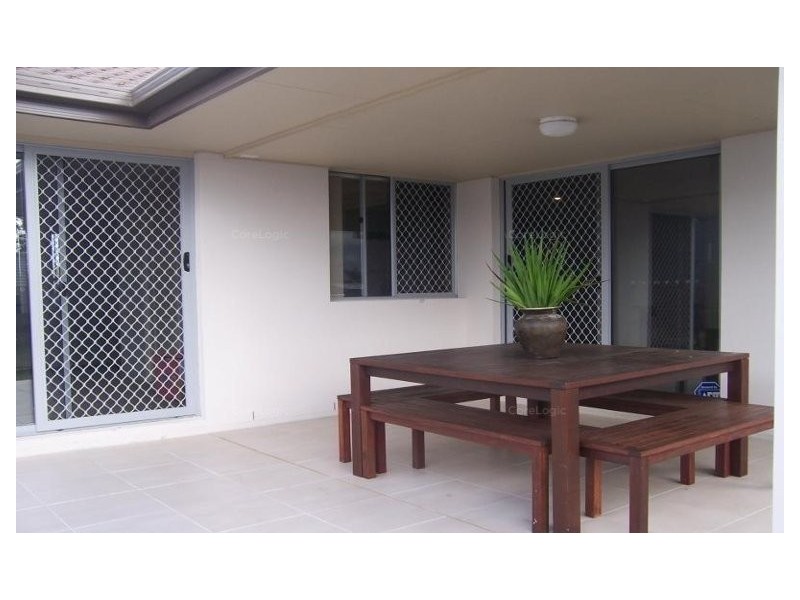 6 Habitat Way, Pimpama QLD 4209