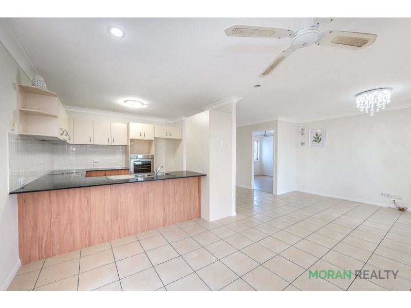 50 Tee Trees Boulevard, Arundel QLD 4214