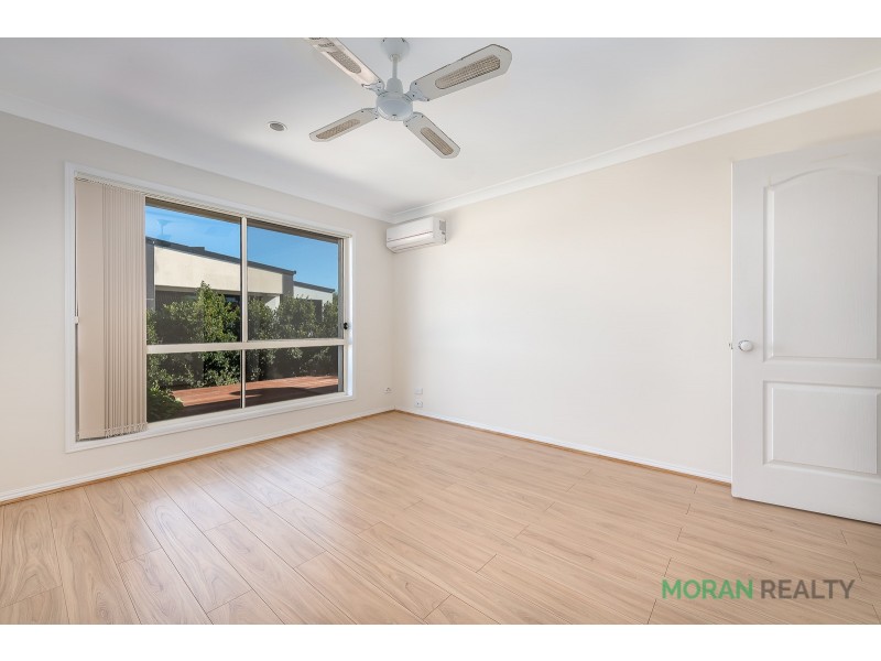 50 Tee Trees Boulevard, Arundel QLD 4214