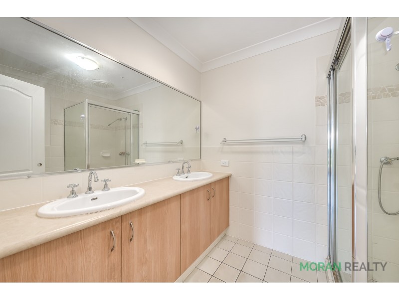 50 Tee Trees Boulevard, Arundel QLD 4214