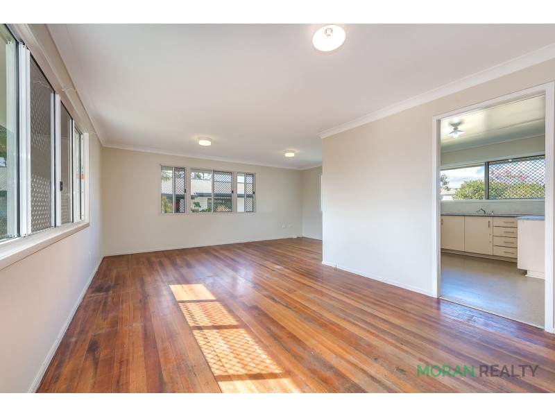 33 Grevillea Drive, Varsity Lakes QLD 4227