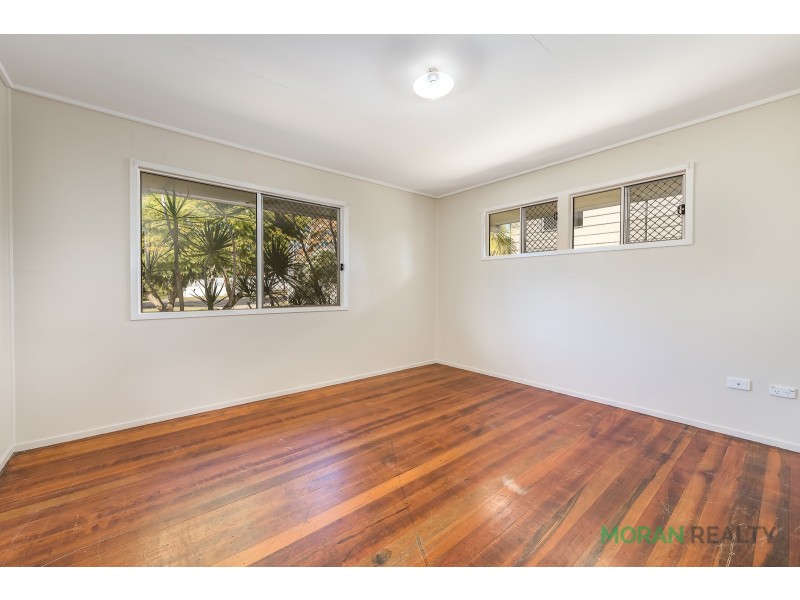 33 Grevillea Drive, Varsity Lakes QLD 4227