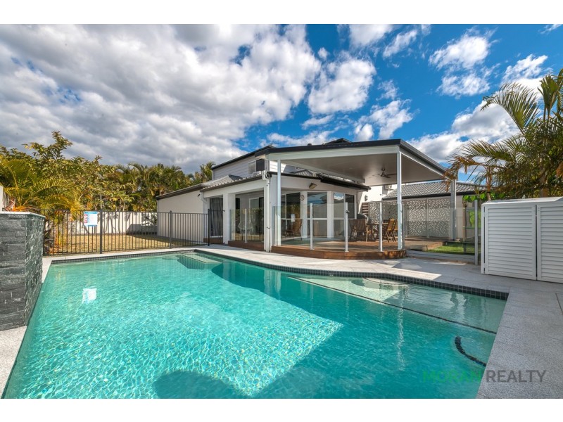 10 Arbuthnot Parade, Benowa Waters QLD 4217