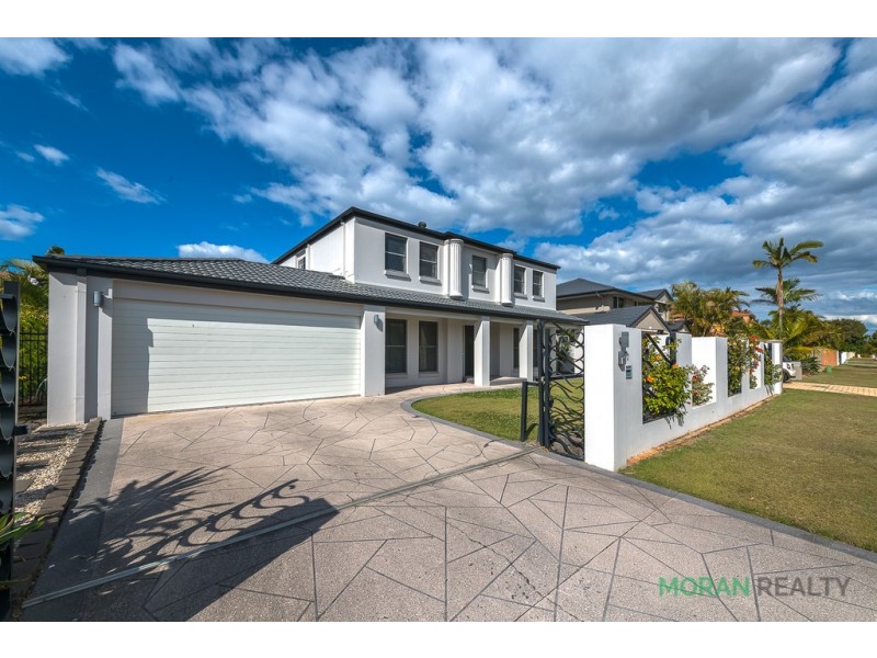 10 Arbuthnot Parade, Benowa Waters QLD 4217
