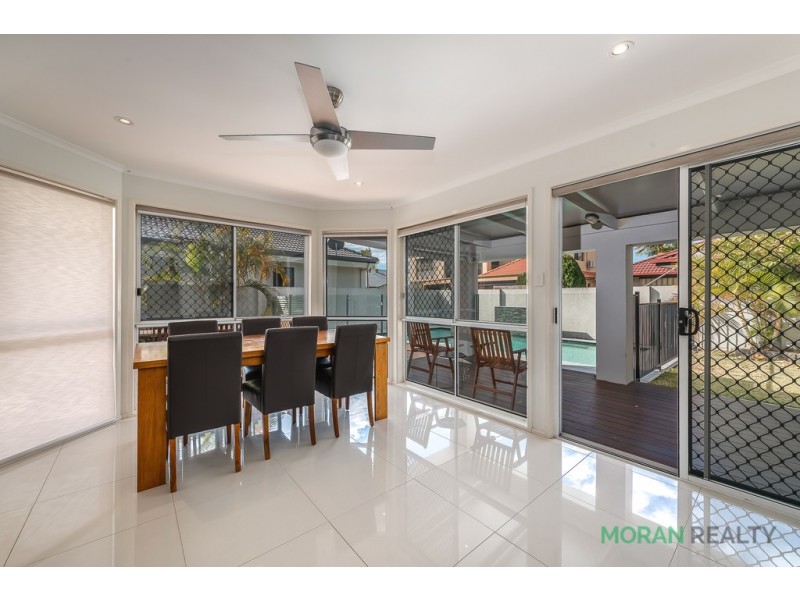 10 Arbuthnot Parade, Benowa Waters QLD 4217