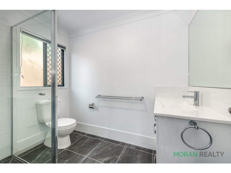 2/225 Drews Road, Loganholme QLD 4129