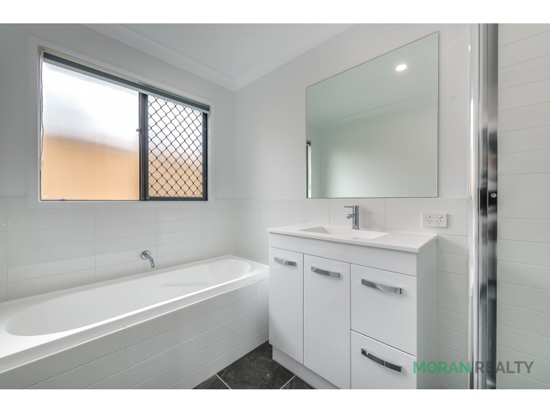 2/225 Drews Road, Loganholme QLD 4129