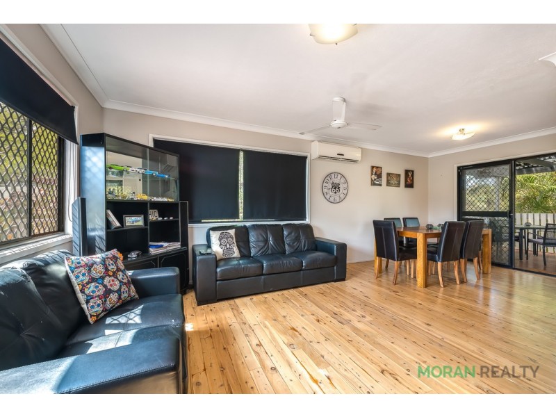 54 Mitchell Avenue, Molendinar QLD 4214