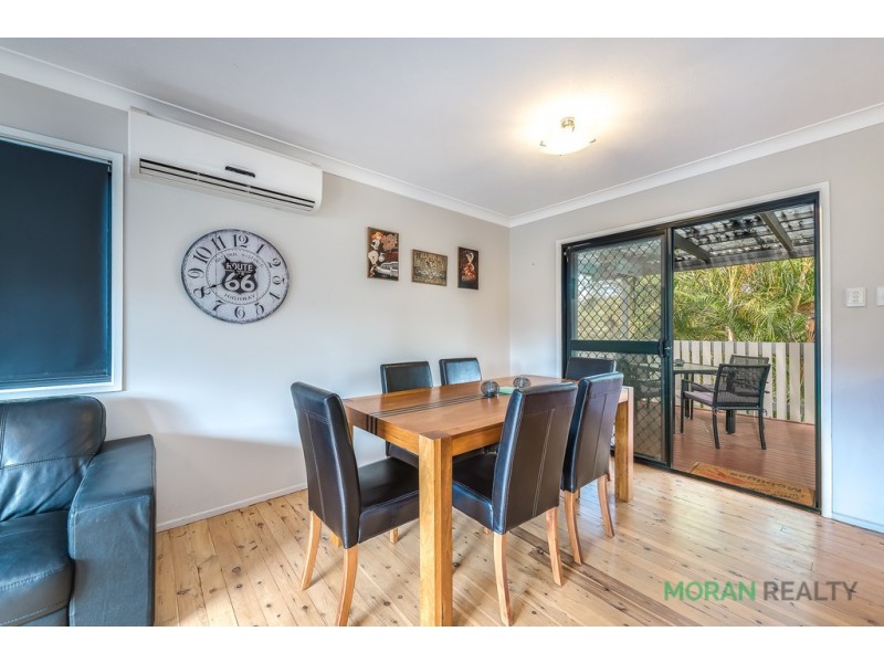 54 Mitchell Avenue, Molendinar QLD 4214