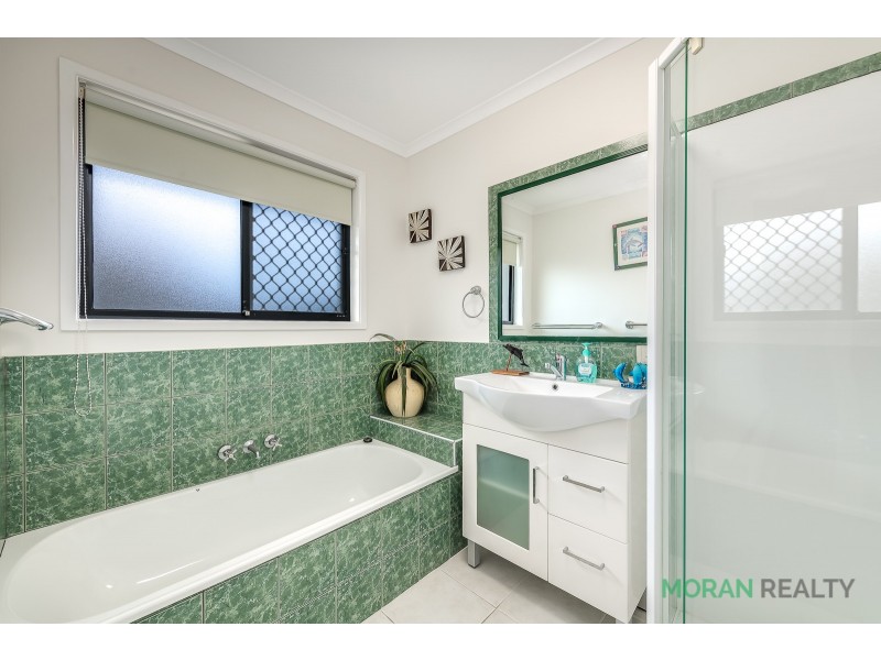 9 Wentworth Avenue, Molendinar QLD 4214