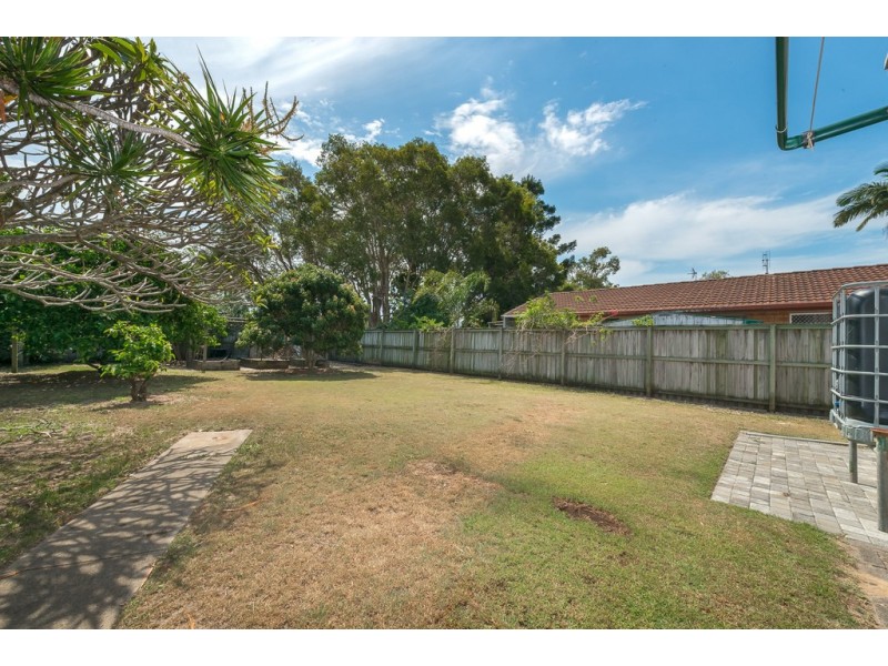 28 Proud Street, Labrador QLD 4215