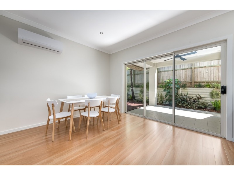 32 Highcrest Circuit, Molendinar QLD 4214