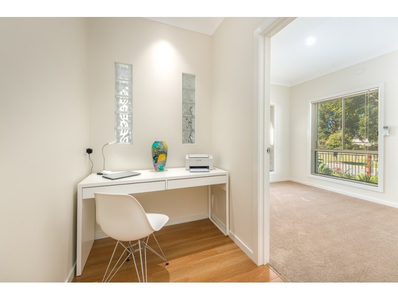 32 Highcrest Circuit, Molendinar QLD 4214