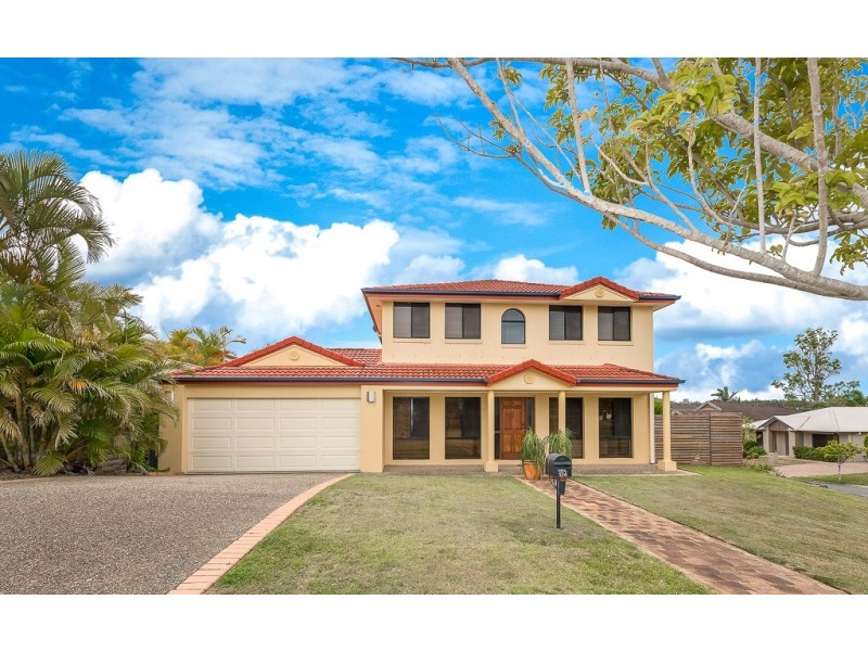 124 Crestwood Drive, Molendinar QLD 4214