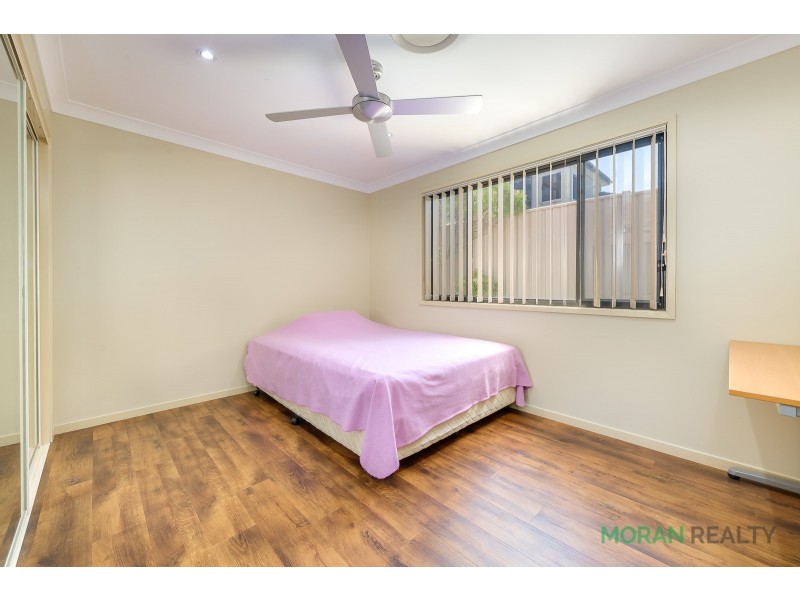 5 Eastbourne Chase, Arundel QLD 4214