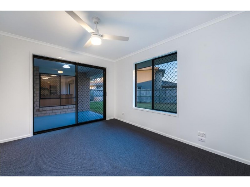 60 Highcrest Circuit, Molendinar QLD 4214