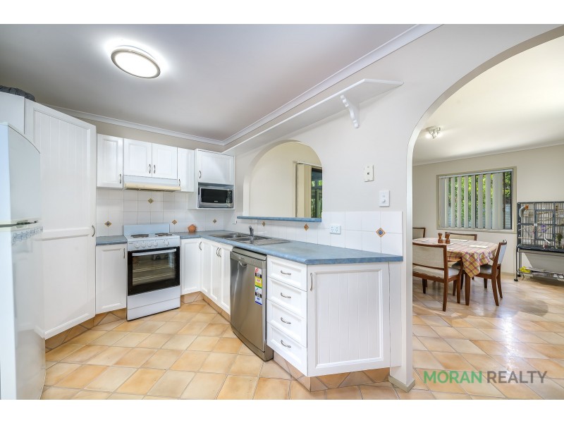47 Macquarie Avenue, Molendinar QLD 4214