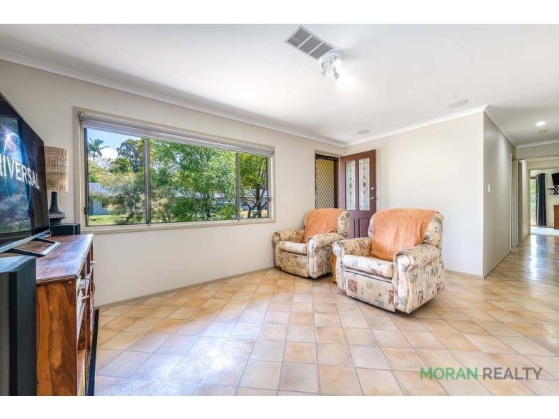 47 Macquarie Avenue, Molendinar QLD 4214