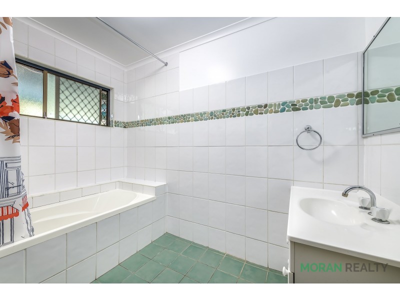 47 Macquarie Avenue, Molendinar QLD 4214