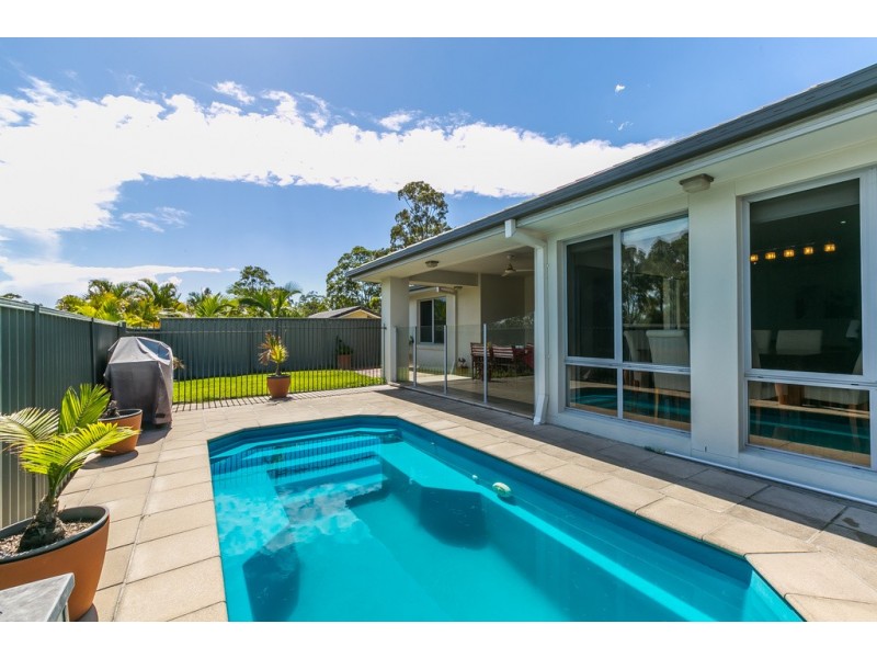 35 Casuarina Drive, Molendinar QLD 4214
