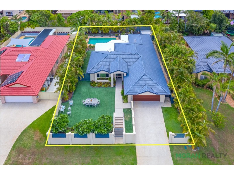 40 Desert Falls Crescent, Parkwood QLD 4214