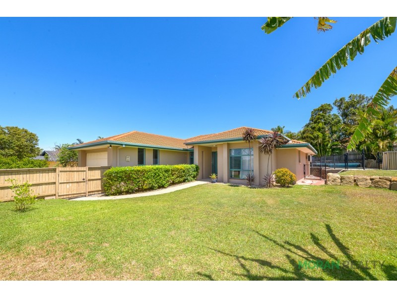 8 Lakewood Court, Parkwood QLD 4214