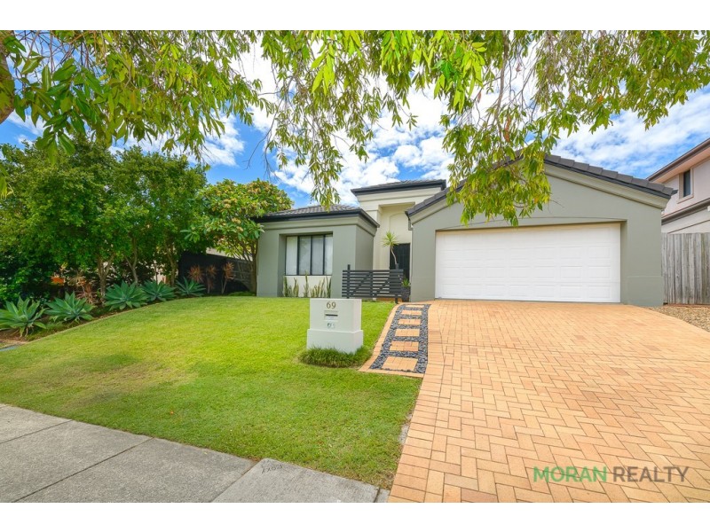 69 Coachwood Drive, Molendinar QLD 4214