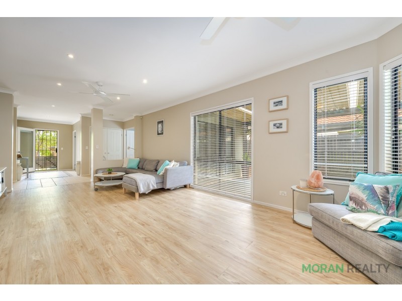 69 Coachwood Drive, Molendinar QLD 4214