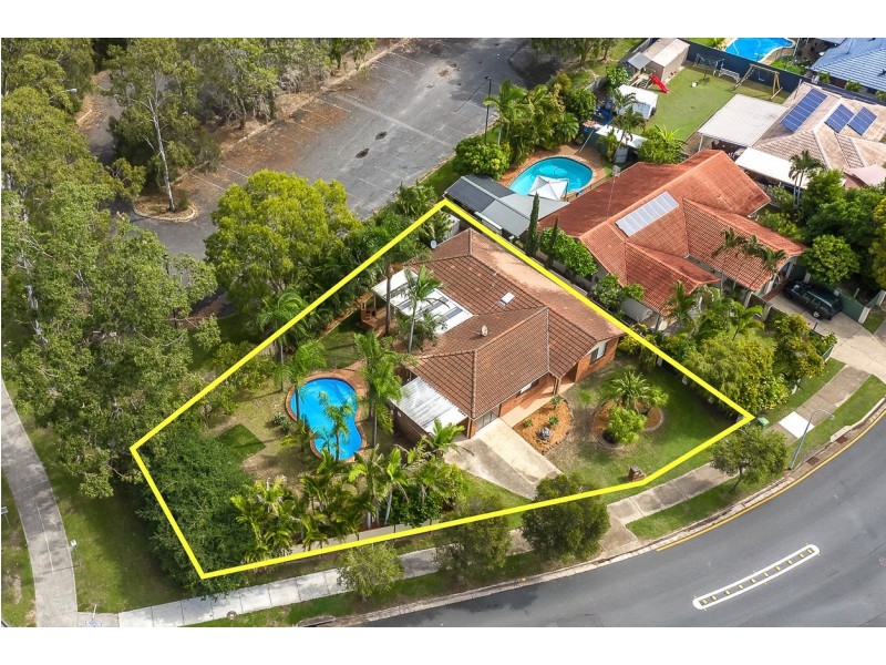 2 Parasol Street, Ashmore QLD 4214