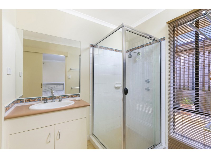 12 Brookland Court, Molendinar QLD 4214