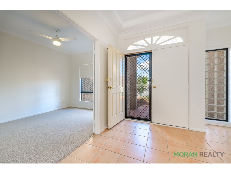 18 Bergamo Drive, Varsity Lakes QLD 4227