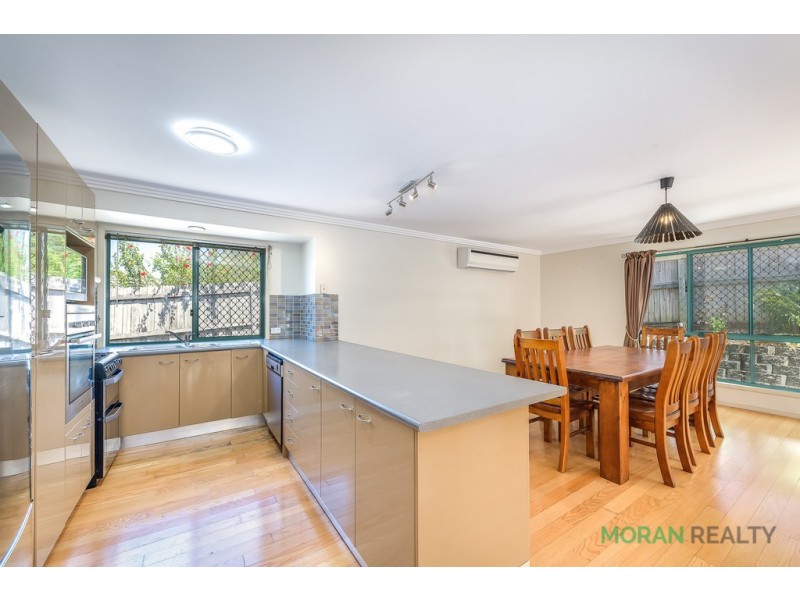 8 Lakewood Court, Parkwood QLD 4214