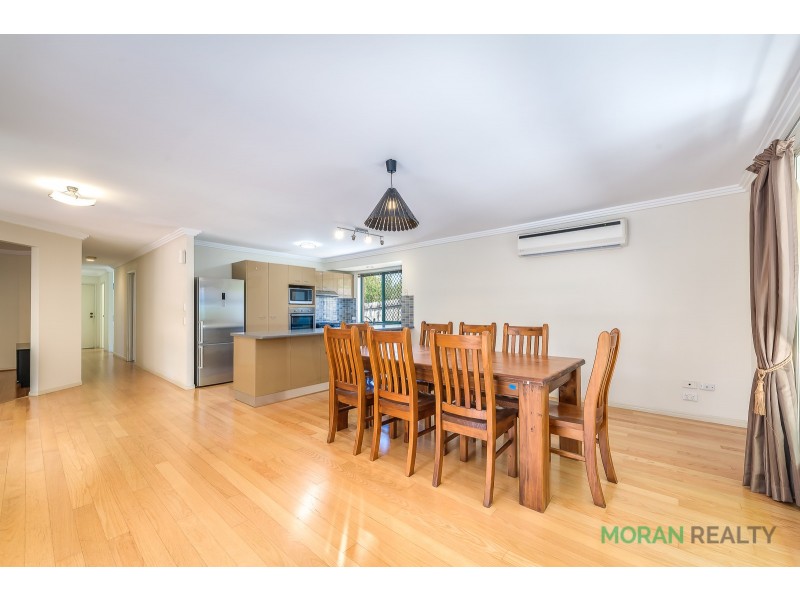8 Lakewood Court, Parkwood QLD 4214