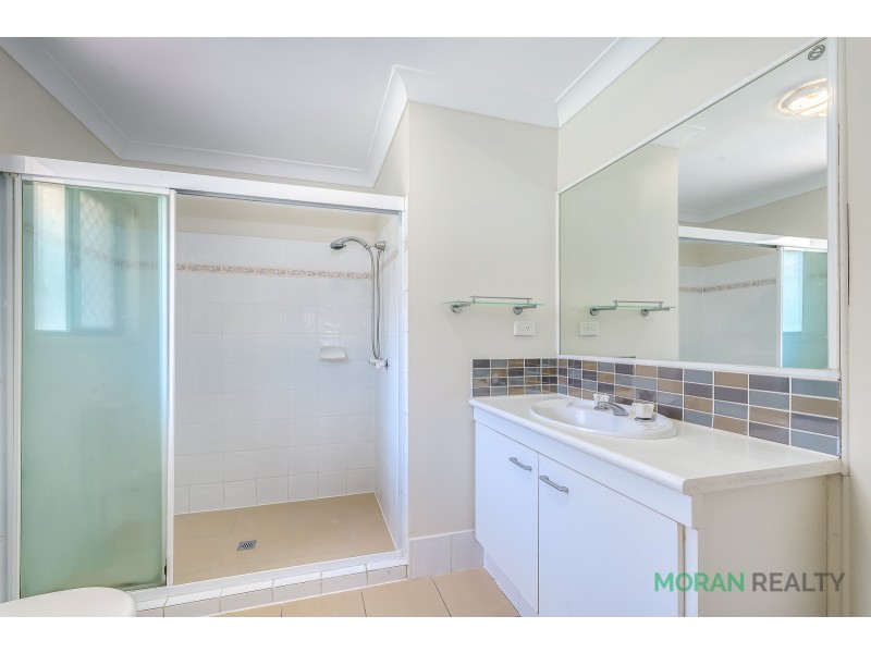 8 Lakewood Court, Parkwood QLD 4214