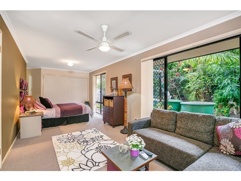 30 Dellwood Circuit, Molendinar QLD 4214