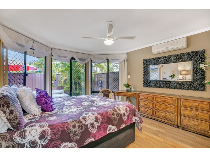 30 Dellwood Circuit, Molendinar QLD 4214
