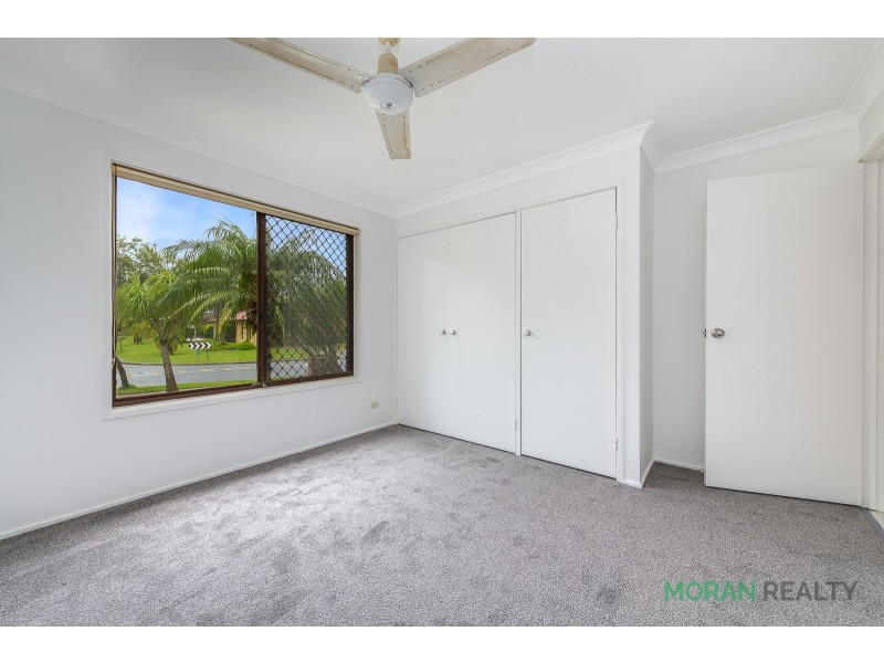 2 Parasol Street, Ashmore QLD 4214
