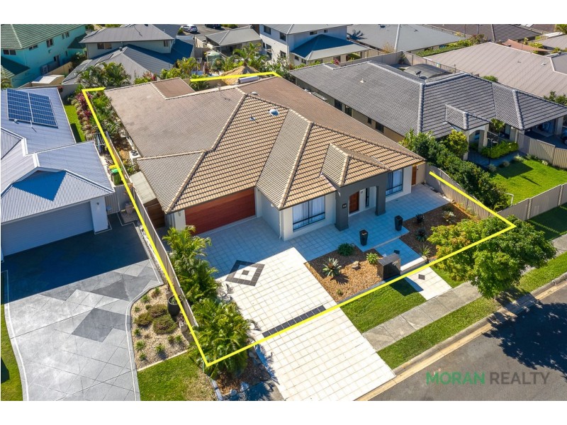 116 Crestwood Drive, Molendinar QLD 4214