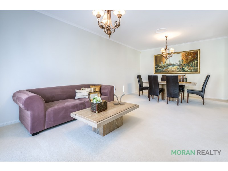 116 Crestwood Drive, Molendinar QLD 4214