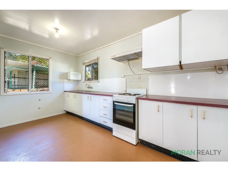 4 West Street, Nerang QLD 4211