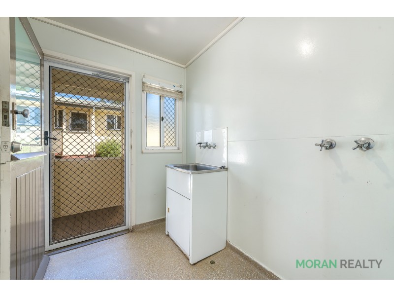 4 West Street, Nerang QLD 4211