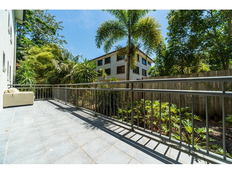 15/46 Lenneberg Street, Southport QLD 4215