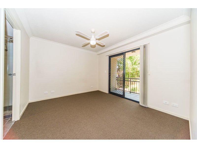 15/46 Lenneberg Street, Southport QLD 4215